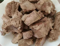 排骨土豆家常做法 7步教你做简单美味红烧排骨土豆块1