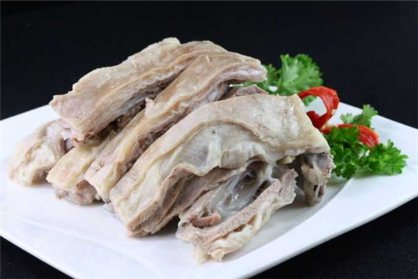 羊肉是上火的还是降火的 羊肉是寒性的吗 羊肉是上火的还是降火的 羊肉是寒性的吗