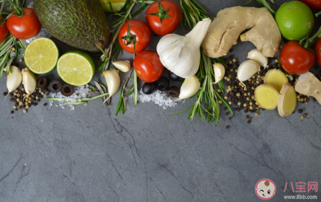 疫情之下水果怎么吃才更安全 果蔬生吃要用酒精消毒吗 疫情之下水果怎么吃才更安全 果蔬生吃要用酒精消毒吗