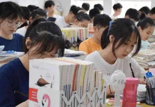 2022高考去年考过的题今年还会考吗?2022高考前一个月能提高100分吗