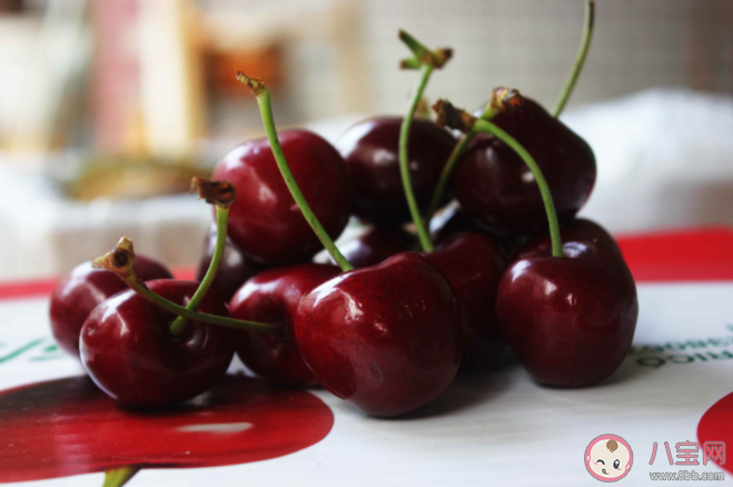 进口车厘子价格为什么突然下降 ?进口车厘子卖不动的原因 进口车厘子价格为什么突然下降 ?进口车厘子卖不动的原因