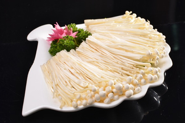 金针菇尿酸高可以吃吗 金针菇糖尿病人可以吃吗 金针菇尿酸高可以吃吗 金针菇糖尿病人可以吃吗