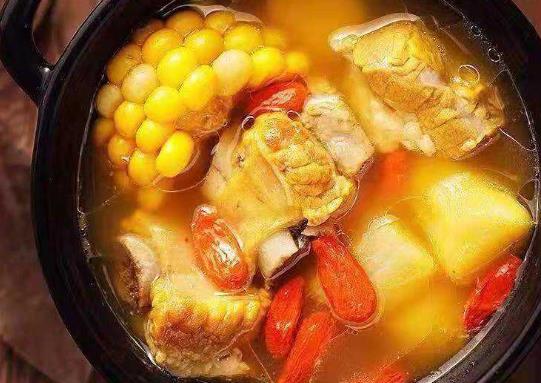 一直保温的汤算不算隔夜?煲汤预约几个小时会变质