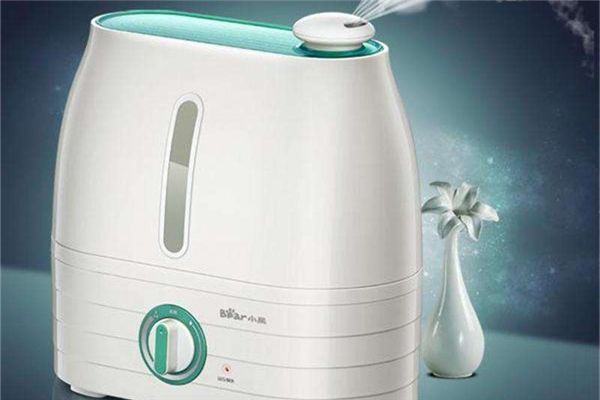 加湿器加纯净水还是自来水 加湿器加什么水最好 加湿器加纯净水还是自来水 加湿器加什么水最好