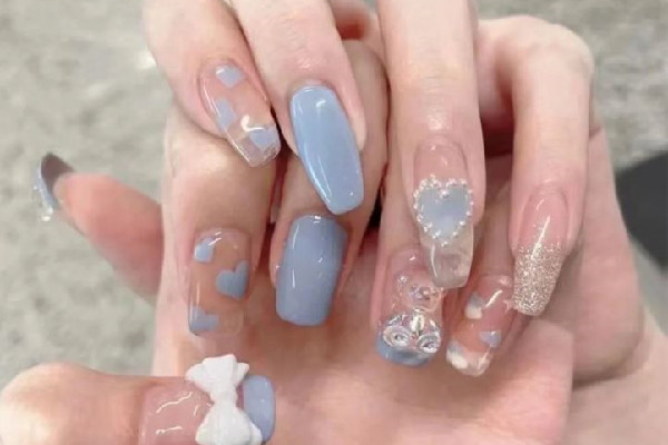 光疗甲可以用卸甲水卸吗 光疗甲怎么卸不伤指甲 光疗甲可以用卸甲水卸吗 光疗甲怎么卸不伤指甲