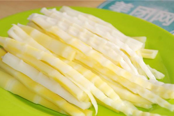 竹笋要焯水吗 竹笋怎么做才好吃 竹笋要焯水吗 竹笋怎么做才好吃