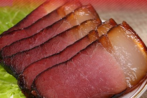 腊肉发霉了能不能吃 腊肉发霉了怎么处理 腊肉发霉了能不能吃 腊肉发霉了怎么处理