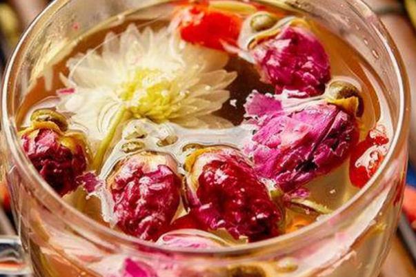 玫瑰茶有什么副作用 玫瑰茶有助于睡眠吗 玫瑰茶有什么副作用 玫瑰茶有助于睡眠吗