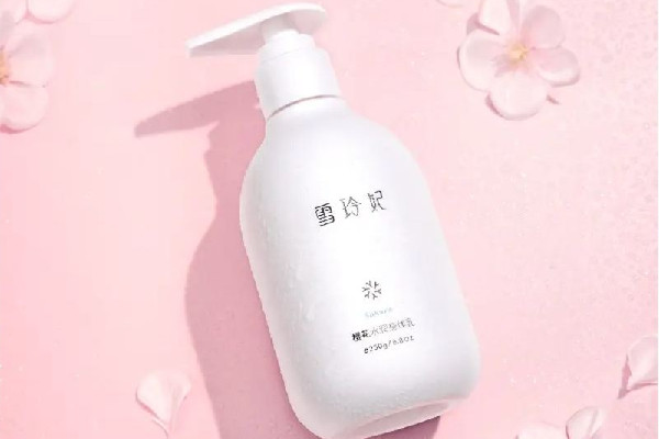 身体乳有什么成分是不安全的 身体乳买什么成分的好 身体乳有什么成分是不安全的 身体乳买什么成分的好