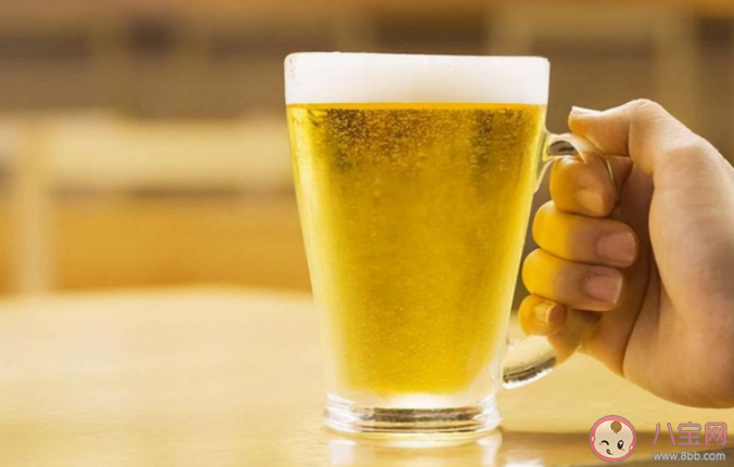 喝一瓶啤酒多久能代谢完 喝啤酒会影响肠道菌群吗 喝一瓶啤酒多久能代谢完 喝啤酒会影响肠道菌群吗