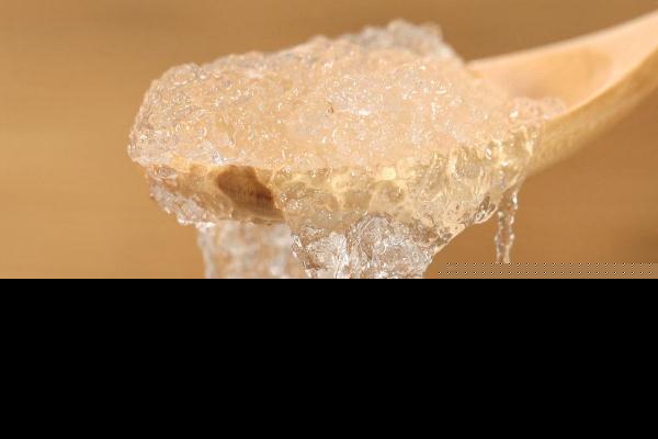 雪燕和燕窝哪个好 雪燕是什么东西