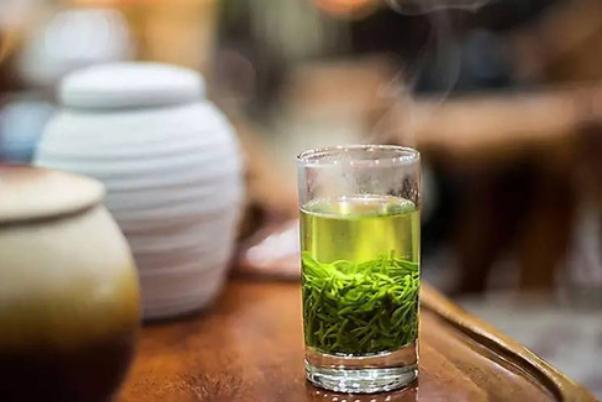 绿茶会导致失眠吗 绿茶会导致便秘吗 绿茶会导致失眠吗 绿茶会导致便秘吗