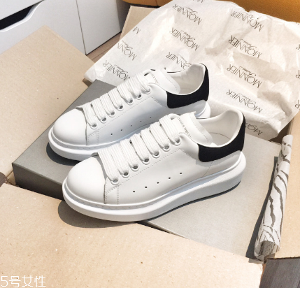 2022流行的小白鞋品牌 今年最火爆的小白鞋品牌 2022流行的小白鞋品牌 今年最火爆的小白鞋品牌