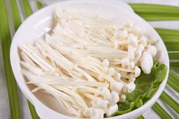 金针菇可以放多久 金针菇在冰箱冷藏可以放几天 金针菇可以放多久 金针菇在冰箱冷藏可以放几天