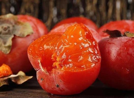 为什么柿子要等到霜降以后才能吃?柿子里面黑黑的是坏了吗