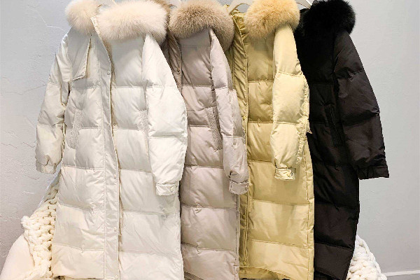 羽绒服买什么羽绒的好 羽绒服越轻越好还是越重越好 羽绒服买什么羽绒的好 羽绒服越轻越好还是越重越好