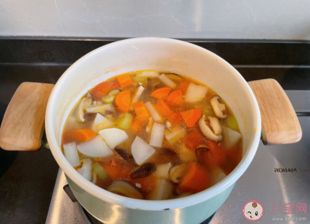 五行蔬菜汤是哪几种蔬菜 五行蔬菜汤防癌又治癌吗 五行蔬菜汤是哪几种蔬菜 五行蔬菜汤防癌又治癌吗