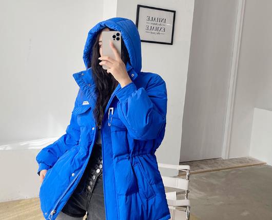 皮肤黑的人穿克莱因蓝还是绿色?克莱因蓝怎么火的