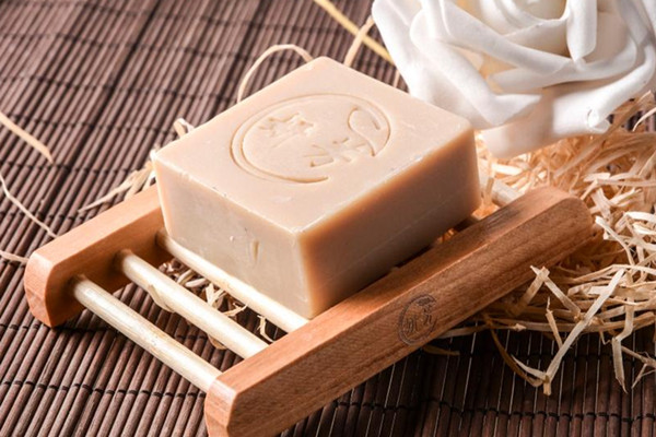 香皂的保质期是几年 香皂过期了还能用么 香皂的保质期是几年 香皂过期了还能用么
