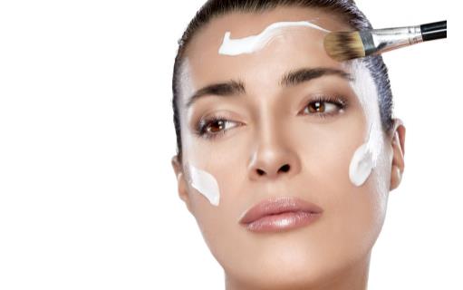 早c晚a只用晚a可以吗 早c晚a和水乳面霜的使用顺序