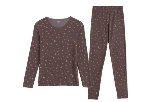 秋衣秋裤要翻过来洗吗 秋衣秋裤要洗了才能穿吗 秋衣秋裤要翻过来洗吗 秋衣秋裤要洗了才能穿吗