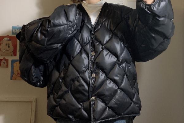 棉服和羽绒服的区别 棉服洗完后一坨一坨的怎么恢复 棉服和羽绒服的区别 棉服洗完后一坨一坨的怎么恢复