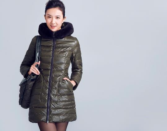 白鸭绒羽绒服会不会跑毛?白鸭绒羽绒服可以用洗衣机洗吗