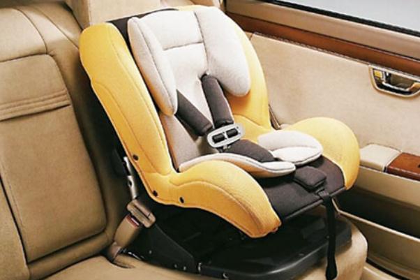 安全座椅适合多大宝宝 安全座椅的正确安装方法 安全座椅适合多大宝宝 安全座椅的正确安装方法