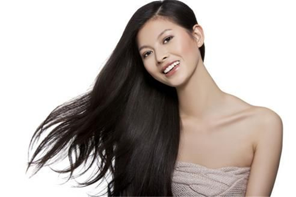 油性头发会导致脱发吗 油性头发对身体好不好 油性头发会导致脱发吗 油性头发对身体好不好