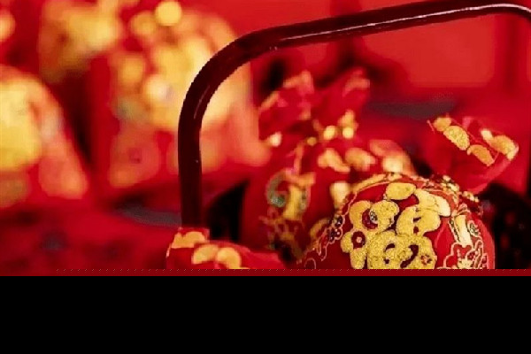 大年初一要去爷爷奶奶家拜年吗 大年初一要拜年吗 大年初一要去爷爷奶奶家拜年吗 大年初一要拜年吗