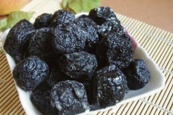 乌梅是话梅吗 乌梅是发物吗 乌梅是话梅吗 乌梅是发物吗