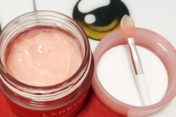 唇膜是口红之后用还是之前 唇膜什么时候用 唇膜是口红之后用还是之前 唇膜什么时候用