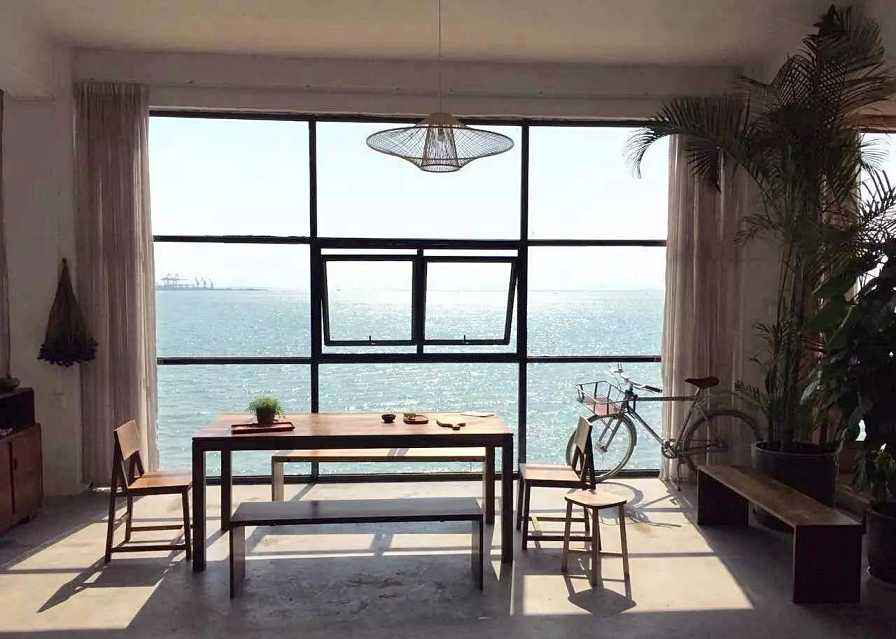 落地窗安装 宽敞明亮的落地窗安装,原来是这样操作的