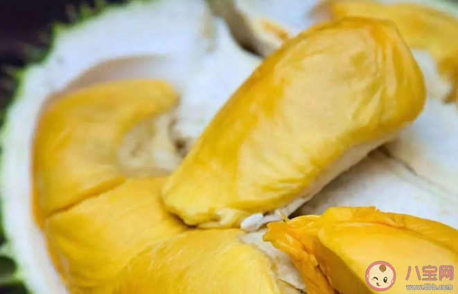 吃榴莲可以缓解痛经吗 榴莲会有哪些养生功效 吃榴莲可以缓解痛经吗 榴莲会有哪些养生功效