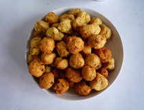 炸豆腐丸子 家常炸豆腐丸子做法步骤9