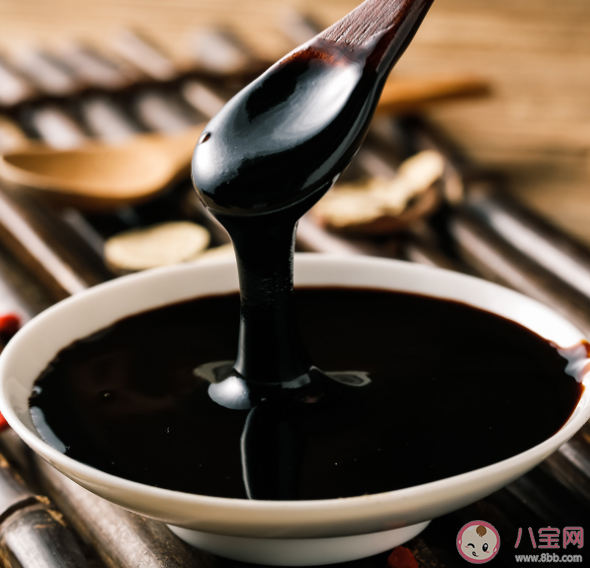 哪些人不宜吃阿胶进补 吃阿胶有哪些好处 哪些人不宜吃阿胶进补 吃阿胶有哪些好处