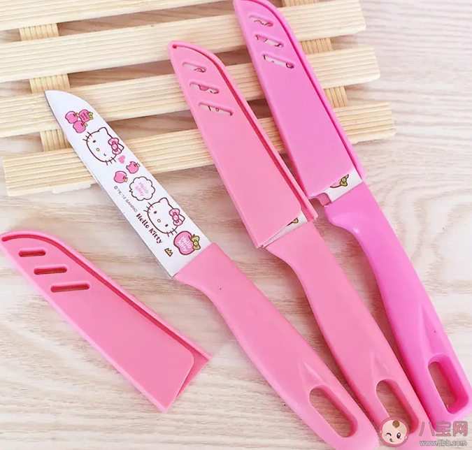 不小心被水果刀切伤怎么消毒 被水果刀划伤了该怎么办 不小心被水果刀切伤怎么消毒 被水果刀划伤了该怎么办