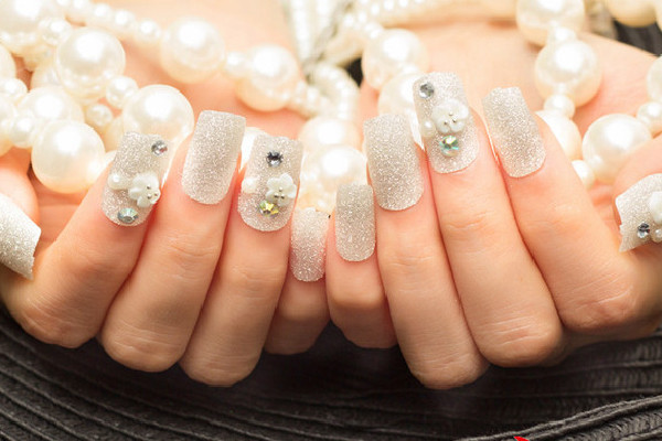 光疗美甲多少钱一次 光疗美甲要做多久 光疗美甲多少钱一次 光疗美甲要做多久