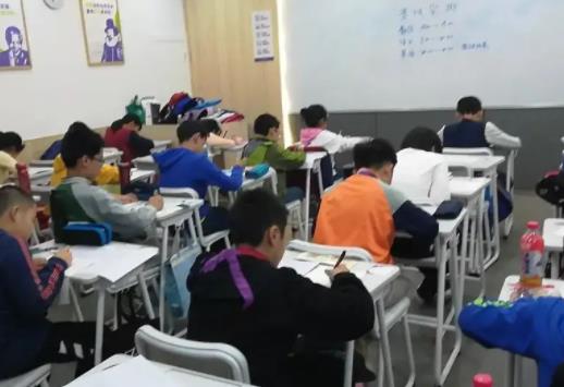 2022小升初读公立好还是私立好?2022小升初考了285分算好吗