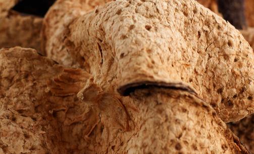 陈皮泡水一周喝几次好 一年的陈皮喝着效果好吗