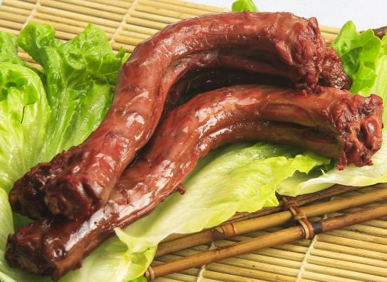 风干鸭脖过期了还能吃吗?风干鸭脖是烤的好还是卤的好