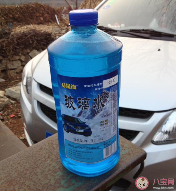 普通玻璃水和防冻玻璃水能混用吗 自来水和玻璃水有什么区别