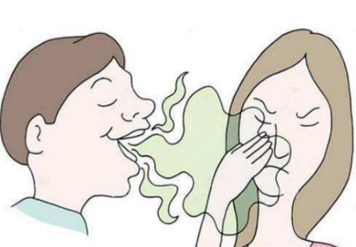 口臭是怎么回事什么原因引起的?讲话口臭吃什么好的快?