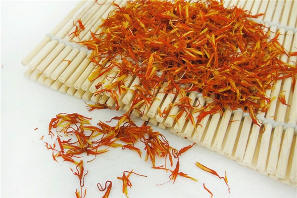 红花可以泡脚吗 红花泡脚禁忌 红花可以泡脚吗 红花泡脚禁忌