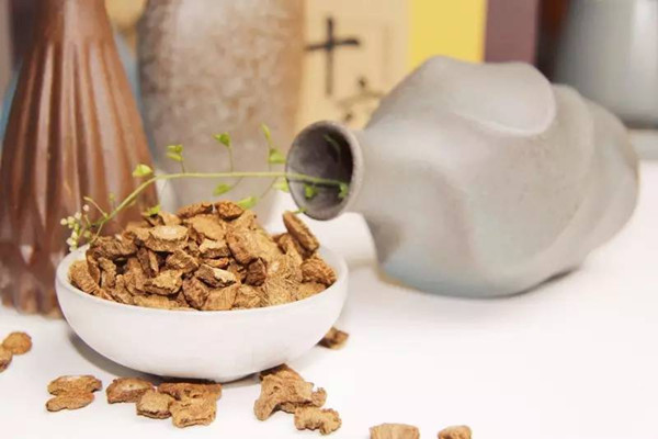 牛蒡茶能煮着喝吗 牛蒡茶煮着喝好还是泡着喝好 牛蒡茶能煮着喝吗 牛蒡茶煮着喝好还是泡着喝好