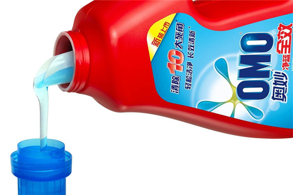 奥妙洗衣液和蓝月亮洗衣液哪个好用 奥妙洗衣液可以洗婴儿衣服吗