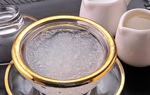 阿胶和燕窝能一起吃吗 阿胶和燕窝哪个功效好