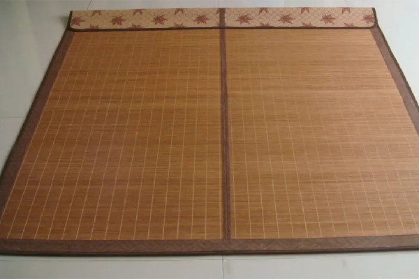 凉席和冰丝席哪个比较凉快 凉席和冰丝席区别