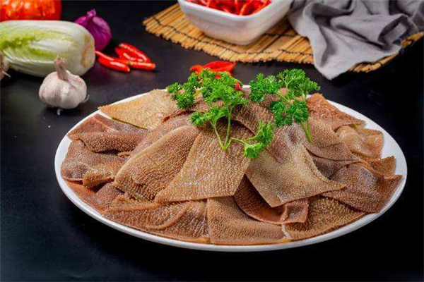 毛肚黑的好还是白的好 毛肚黑色和白色的区别 毛肚黑的好还是白的好 毛肚黑色和白色的区别