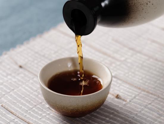 男人喝黄酒对性功能有影响吗?体内湿气重能喝黄酒吗